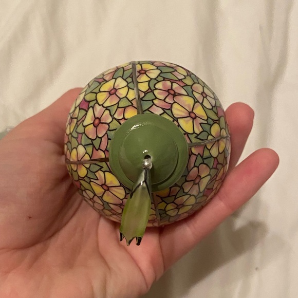 BRADFORD EDITIONS LOUIS TIFFANY HEIRLOOM PORCELAIN 2001 ORNAMENTS (set of 3) - Picture 13 of 14